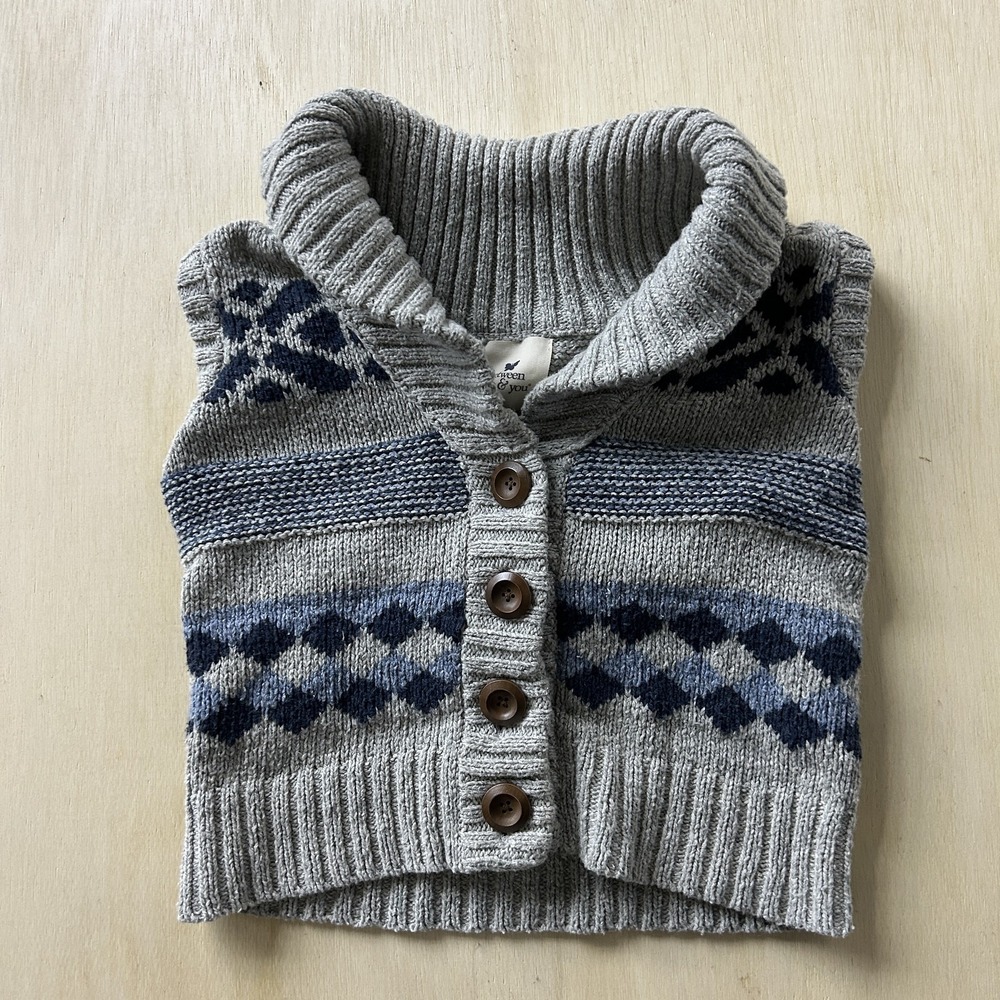 Between Me & You Sweater Vest Womens Small Gray Argyle Button Front Shawl Collar